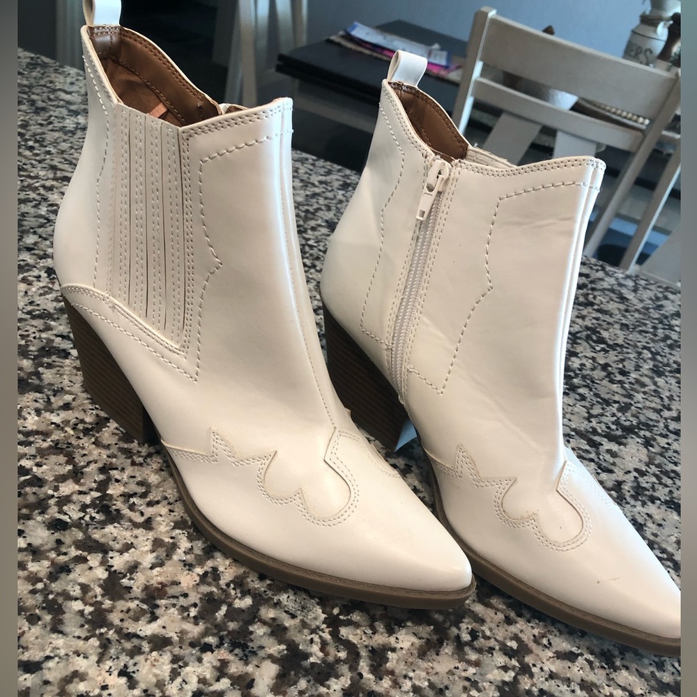 Women’s boots
